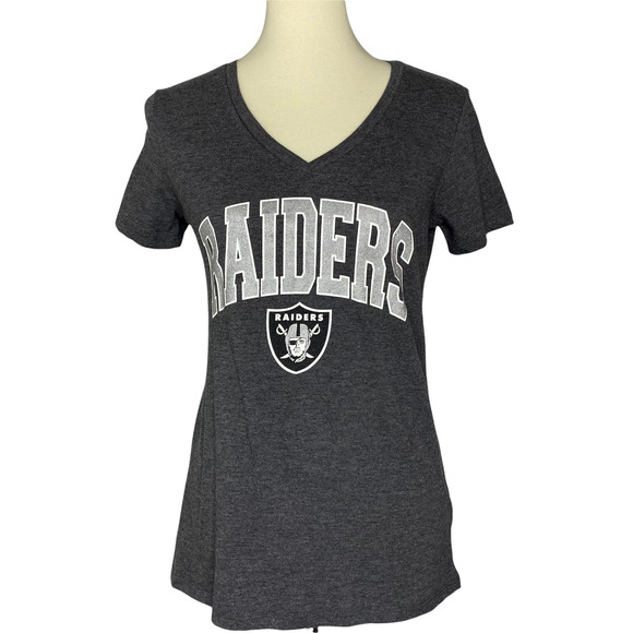 NFL Team Apparel Raiders Branded V-neck Size Small - Picture 1 of 8